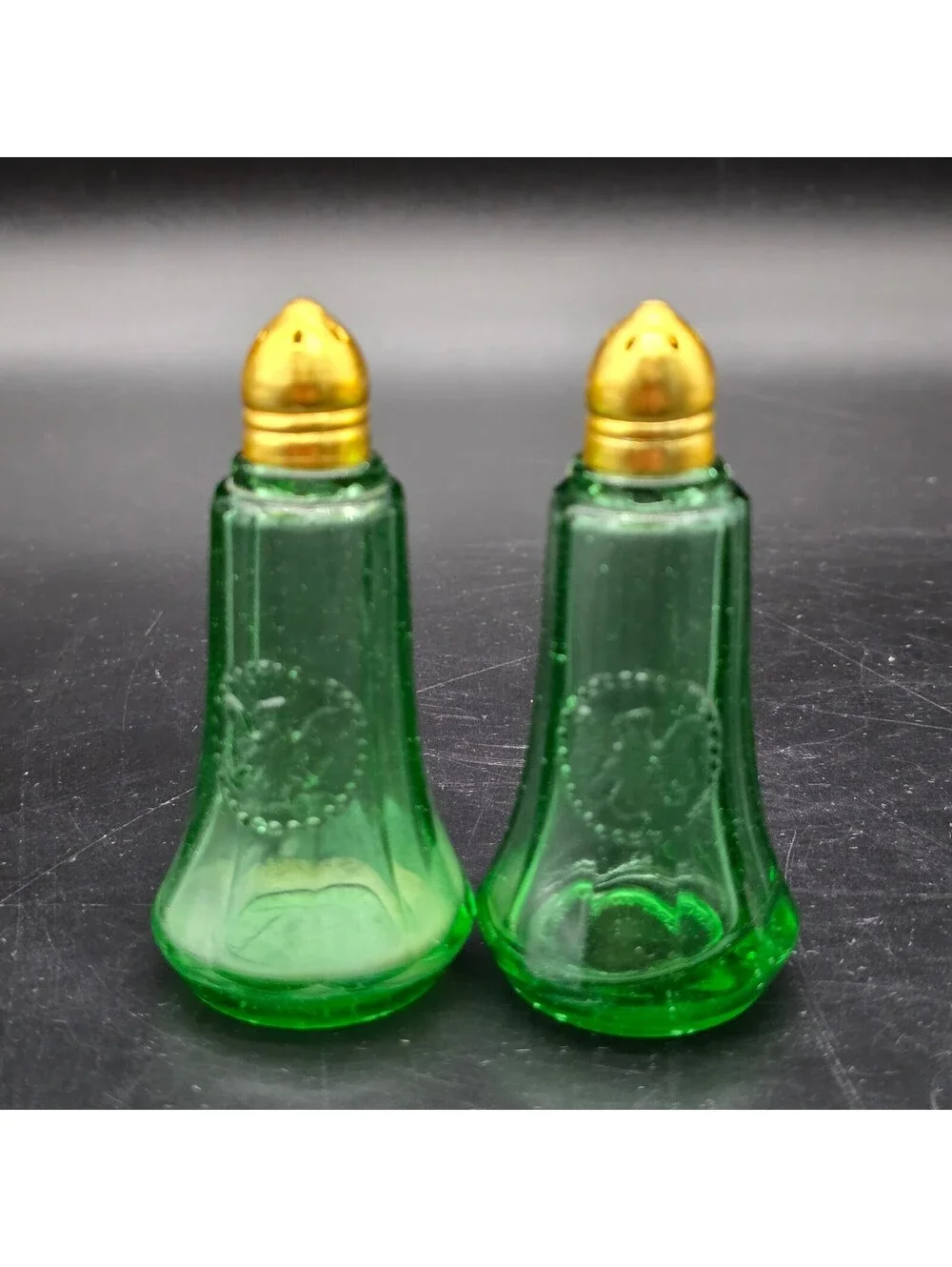 Vintage 1966 Crownford China Co. Green Pressed Glass Salt & Pepper Shakers Italy